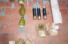 Авдеевка: несовершеннолетняя девушка хранила боеприпасы на чердаке своего дома