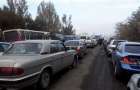  В воскресенье КПВВ на Донбассе пересекло около 25 тыс. человек и 5 тыс. автомобилей