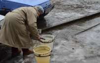 В некоторых районах Константиновки в кранах нет воды – власти привозят техническую