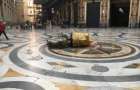В Италии украли ёлку прямиком из торгового центра