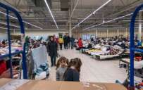 Более 150 тысячам украинцев в Польше с 1 февраля приостановят выплаты 800+