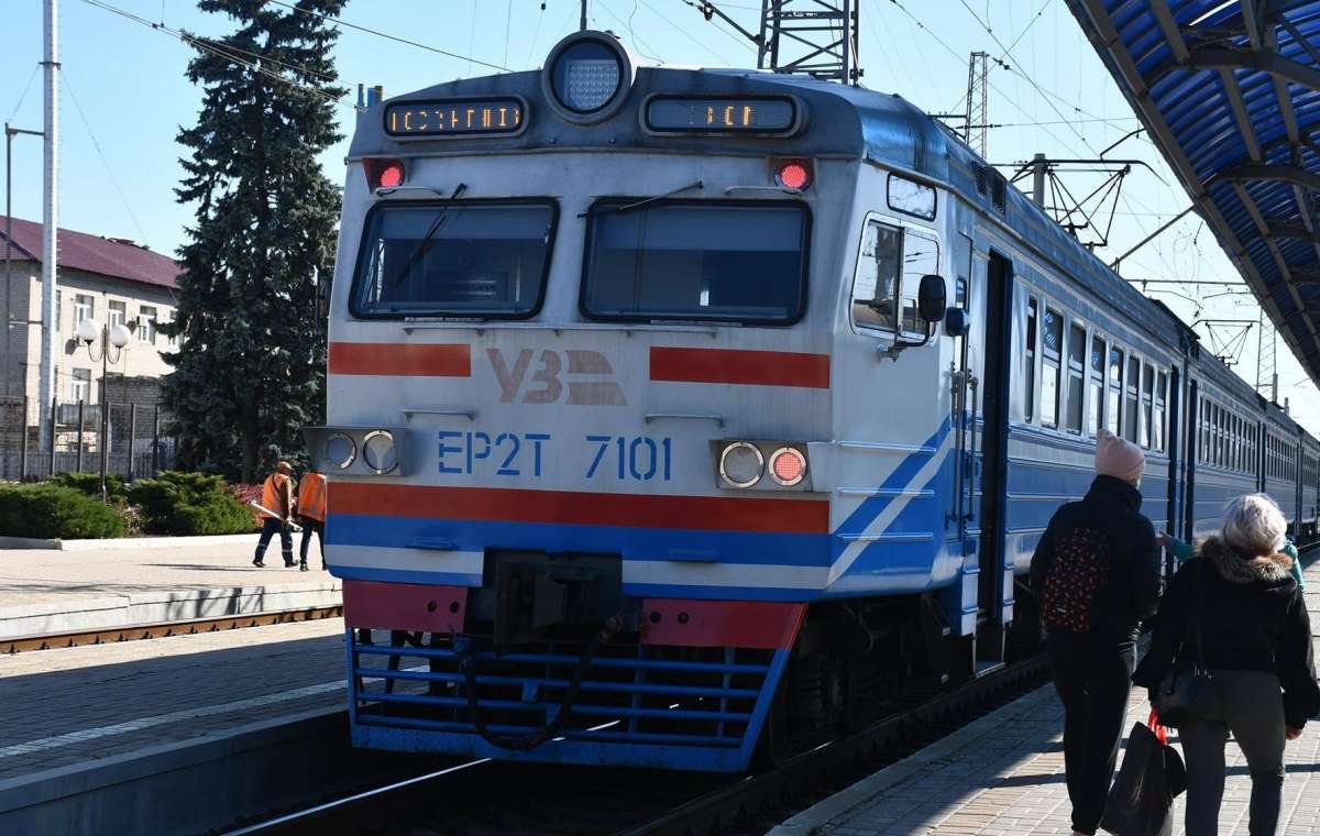 Повышенная опасность: В УЗ отменили поезд из Краматорска