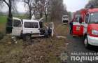Во Львовской области автобус столкнулся с легковушкой, один человек погиб