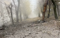 Эвакуация из Константиновки усложняется: обломки и сгоревшие авто блокируют улицы