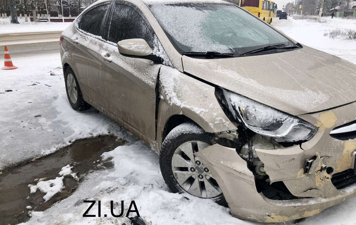 ДТП в Константиновке: На проспекте Ломоносова столкнулись два легковых автомобиля