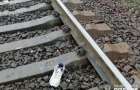 Попытки самоубийства: Жительница Константиновки бросилась под машину, а потом под поезд