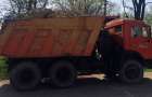 Два грузовика с глиной задержали под Константиновкой