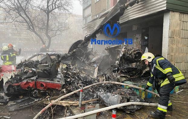 У Києві впав вертоліт поряд з дитячим садочком: серед загиблих є діти та керівництво МВС України
