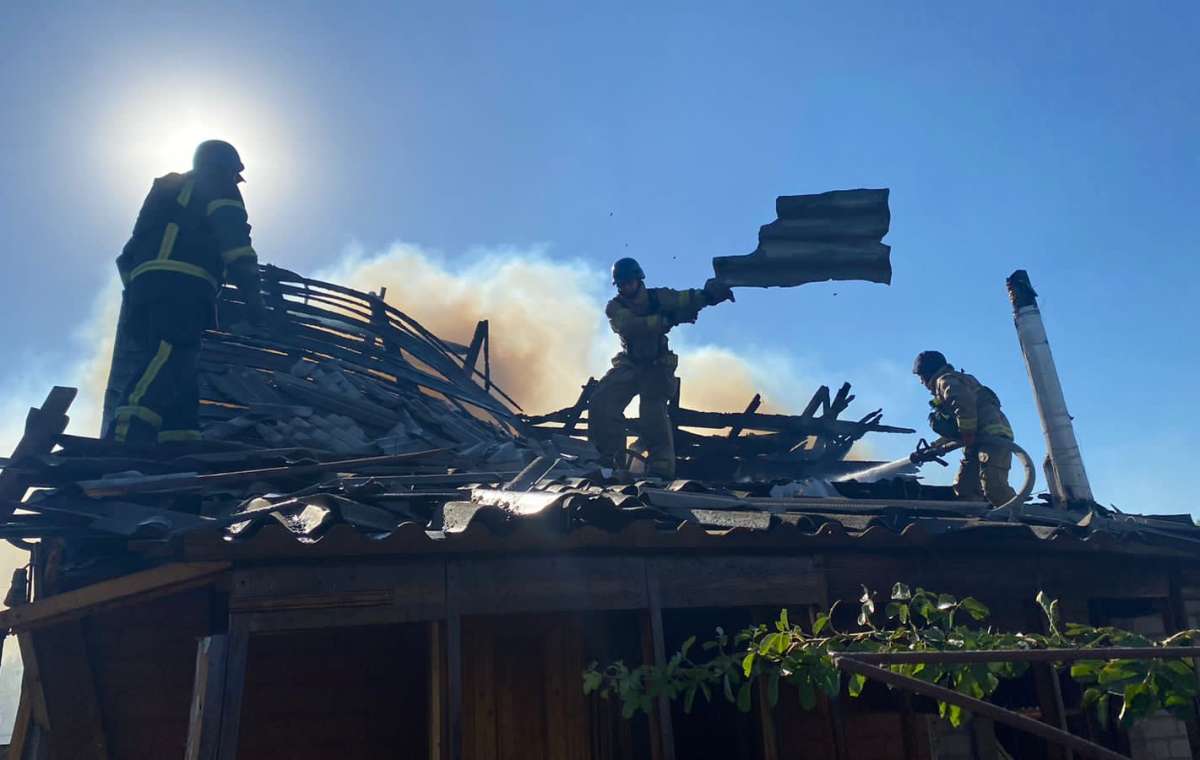 Рятувальники Торецька і Костянтинівки гасили пожежі після обстрілів