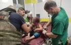 Рятувальники та медики врятували хлопчика з-під завалів у Торецьку